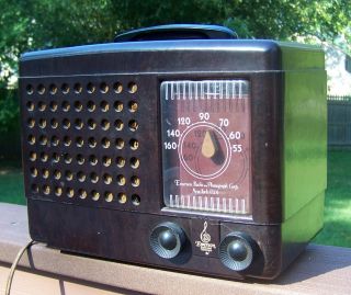 Antique Emerson Model 509 Radio Art Decco 1946 Tubes Valves Bakelite