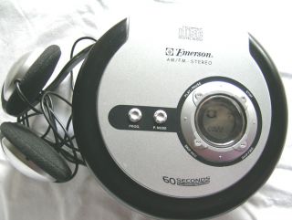 Emerson HD8116 Portable AM/FM Stereo Compact Disc Walkman Anti Shock 
