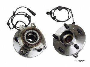 IMC 397 29006 001 Front Hub Assembly (Fits Discovery 2003)
