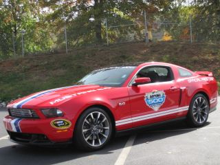 Ford  Mustang GT FORD MUSTANG 2011 DAYTONA 500 OFFICAL PACE CAR 