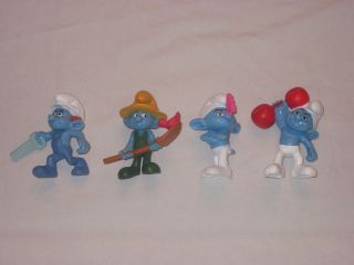 2011 McDonalds Peyo SMURFS   Lot Of (4) Different Happy Meal Toys 