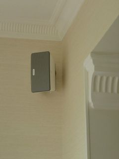 Adjustable wall & ceiling bracket for Sonos Play 3