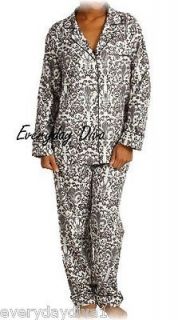 New BEDHEAD Fleur de Lis Pajama Set L NWT Flannel Pewter