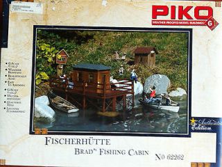 PIKO G SCALE BRADS FISHING CABIN MODEL TRAIN BUILDINGS # 62262 NIB