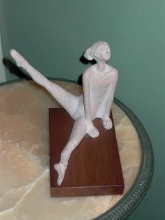 Austin Prod Inc 1978 Sculpture Statue Ballerina Dancer
