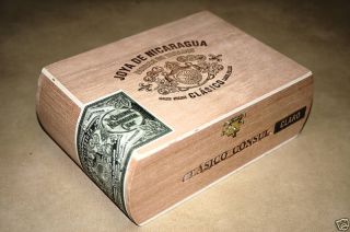 Joya De Nicaragua Clasico Consul Wooden Cigar Box