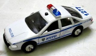 diecast police cars lights in Diecast Modern Manufacture