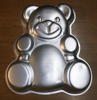   * TEDDY BEAR BAKING BAKE MOLD TIN CAKE PAN (WILTON 1982) #502 3754