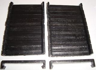 24 BACHMANN TRACK LOCKING CLIPS FOR STRAIGHTS AND CURVES. YOU GET 12 