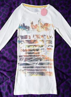 NWT SO Long Sleeved Shirt White Thermal Graphic Geometric Top Size 
