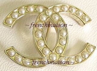   CHANEL 2012 CC Logo Big Pearl Gold Classic Timeless PIN BROOCH New