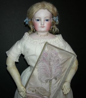 BEAUTIFUL LARGE 22   FRENCH FASHION DOLL   ORIGINAL CLOTHES & Fan in 