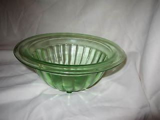 green depression glass bowls in Unknown Maker