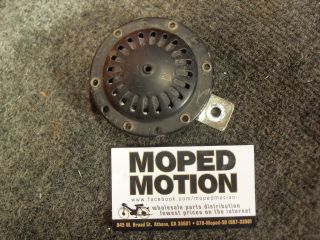 CEV 12V Scooter / Moped Horn   Beep for Cheap 12 Volt @ Moped 