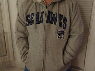 NWT Mens Seattle Seahawks Light Gray Hooded Zip Sweatshirt   Medium