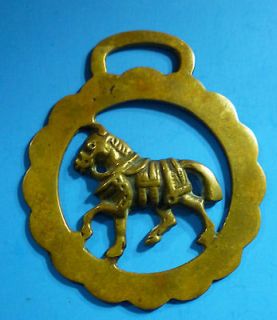   / VINTAGE #2 PEERAGE ENGLAND TROTTING HARNESS HORSE ~ HORSE BRASS