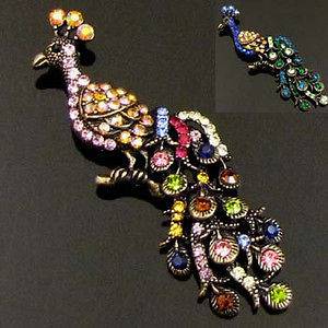 brooches in Fashion Jewelry