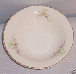 9107 Crown Potteries Floral Rimmed Fruit/Dessert Bowl