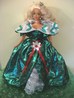 1995 Happy Holiday Barbie Doll Pretty Christmas Barbie No Box 