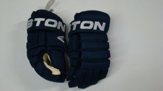 custom hockey gloves in Gloves