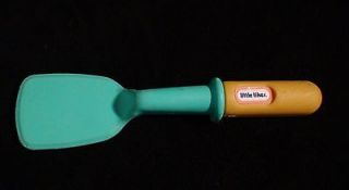   kid yellow green Spatula BBQ Grill spoon pretend toy tool kitchen