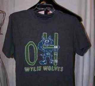 VINTAGE Style Sports Team T Shirt WYLIE WOLVES coyote