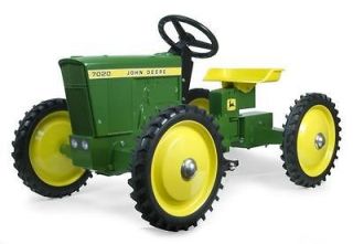 pedal tractors in Toys & Hobbies