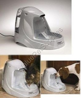 cat water fountain in Cat Supplies