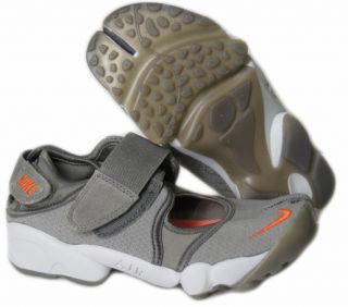 Nike Womens Air Rift Gray Casual Shoe SZ 6 315766 017