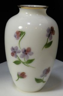 milk glass vase antique