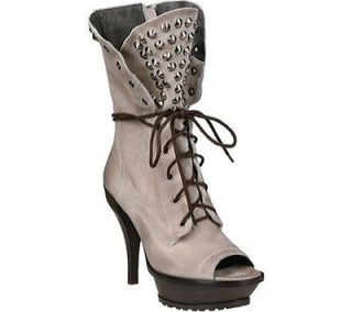   340.00 Lisa for DONALD PLINER Isi Milk Distressed Suede Boots SZ 7.5