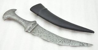 knives in Asian Antiques