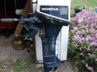 1989 Honda 100 10Hp 4 stroke boat motor