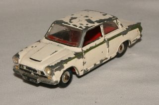 dinky toys ford cortina
