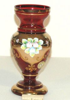 VASE RED 8 3/8 TALL X 4 WIDE @ WIDEST POINT EXCELLANT CONDITION MADE 