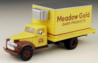 1941 46 CHEVROLET DELIVERY TRUCK w/FREEZER~MEAD​OW GOLD~187th / HO 