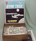   Ertl Star Trek U.S.S. Enterprise plastic Space Ship model kit #6676