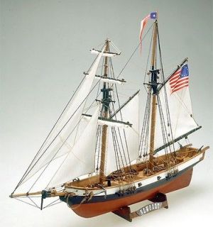 Mamoli Newport Baltimore Clipper Ship Model Kit MV50 Scale 157 NEW