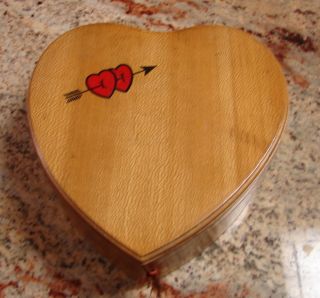 WOOD HEART JEWELRY BOX 8 X 8 X 3 RED LINING TASSLE OPEN CRAFT HINGES 