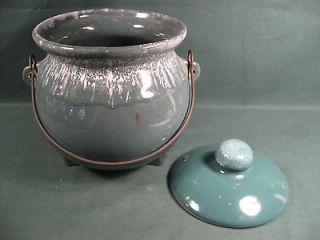 VINTAGE POTTERY FOOTED BEAN POT PLANTER w/LID UNKNOWN