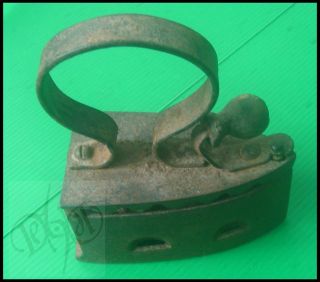 RARE Philippines Antique Charcoal Mini FLAT IRON 13cmx10cmx4.5c​m