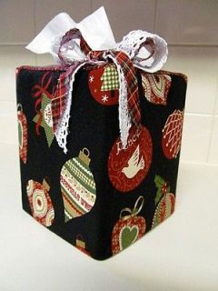 Christmas Boutique Size Tissue Box Cover Fabric Ornament Print w/ Lace 