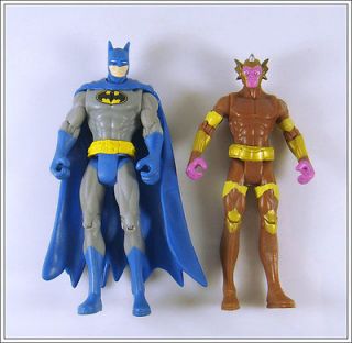 2pcs DC Universe Qwardian Weapon & Batman 3.75 Super Hero Figures 