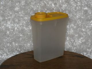 Tupperware Jr Cereal Storer Container Yellow Lid MINT