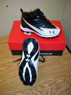 New in Box Under Armour Youth Hammer III Football Cleats   Black 