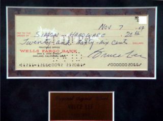 bruce lee autograph in Collectibles