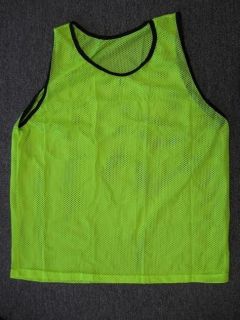 12 SCRIMMAGE VESTS PINNIES SOCCER YOUTH YELLOW ~ NEW
