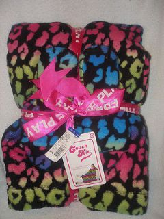 NWT Couch Kit sleeved blanket lounger & matching slippers colorful 