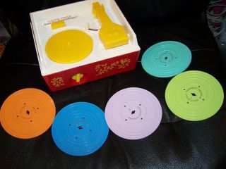 Fisher Price Music Box Record Player w/ 5 Records & 10 Songs Works 