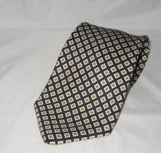 Brooks Brothers Makers Daisies Navy Blue Tie 100% silk
